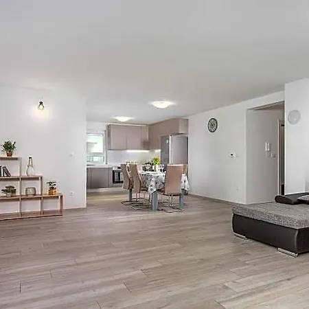 Kvarner Bay 4* - 4 Hotel 4*